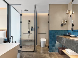 Quarto, 1 cama King, vista para a cidade | Banheiro