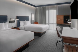 Bộ đồ giường cao cấp, chăn bông, nệm có lớp đệm bông, bàn 