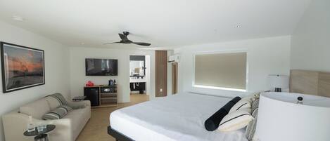 1 slaapkamer, een strijkplank/strijkijzer, gratis wifi, beddengoed