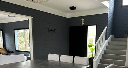 Beautiful house in Talar del Lago 2 Neighborhood