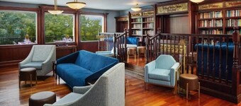 Enjoy Irish-Inspired Comfort at Cozy Room in Galena