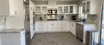 Pacific Dreams at Oxnard Shores 3 BR 2 5 BA Remodeled Amazing Beach Location Ocean Views Sleeps 8