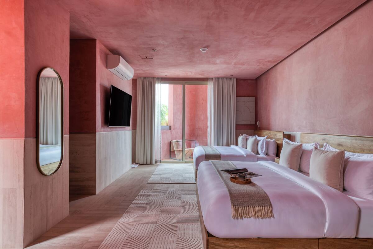 Lakens van Egyptisch katoen, luxe beddengoed, een minibar