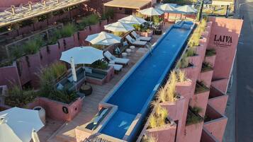 Kolam renang outdoor