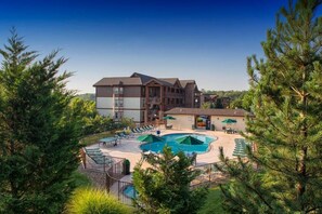 Indoor pool, a heated pool - Stargazing Retreat with Jacuzzi Tub, Balcony, and Fireplace in Ozarks (Branson)