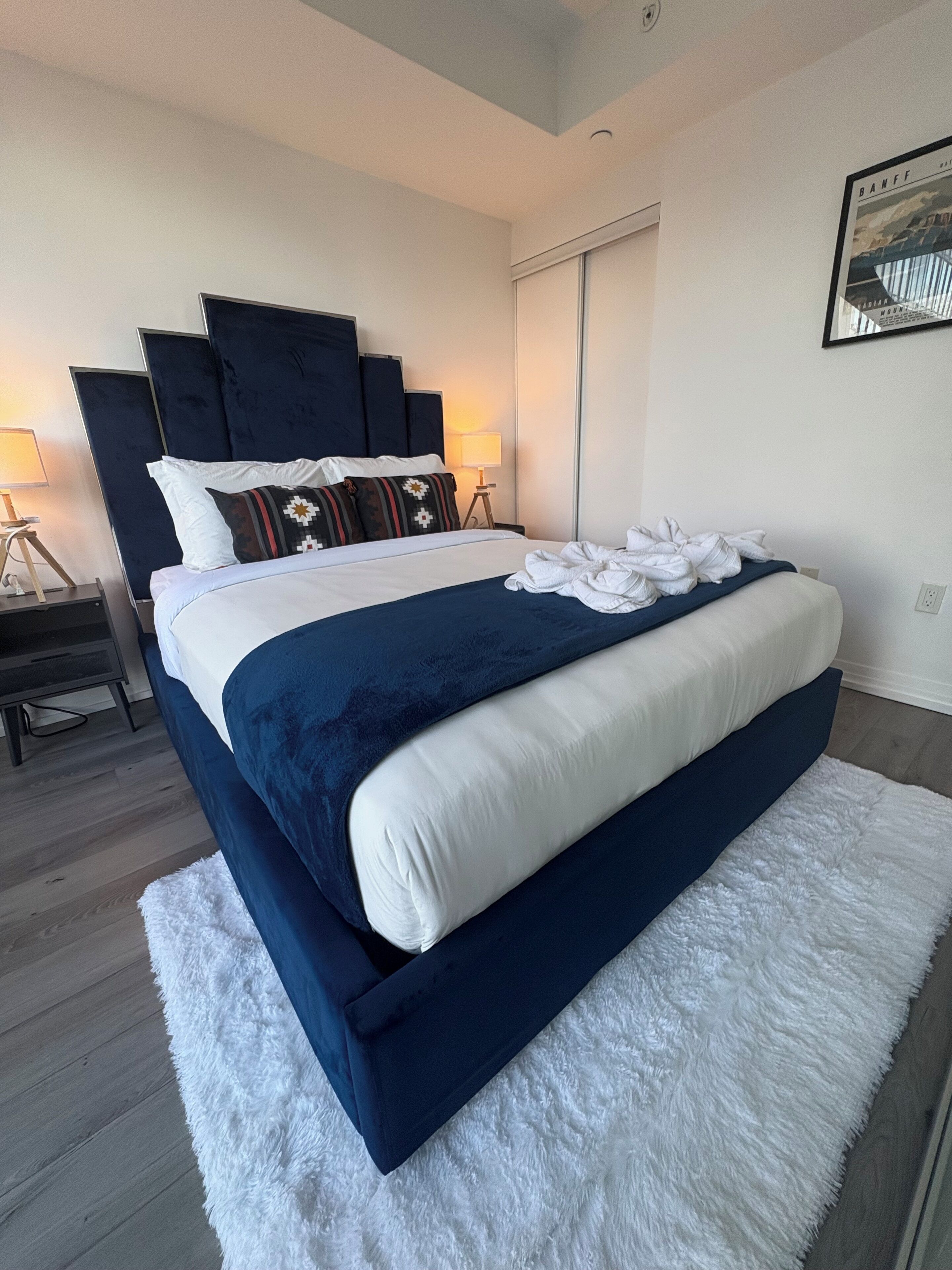 ห้องพักตกแต่งอย่างมีเอกลักษณ์, ตกแต่งพิเศษโดยเฉพาะ, เตารีด/โต๊ะรีดผ้า