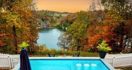 Renovated 4BR+Lake Views & Access+Hot Tub+Fire Pit+Pool+Pet Friendly with Fee