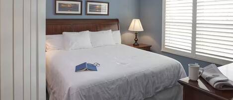 3 bedrooms, iron/ironing board, WiFi (free)