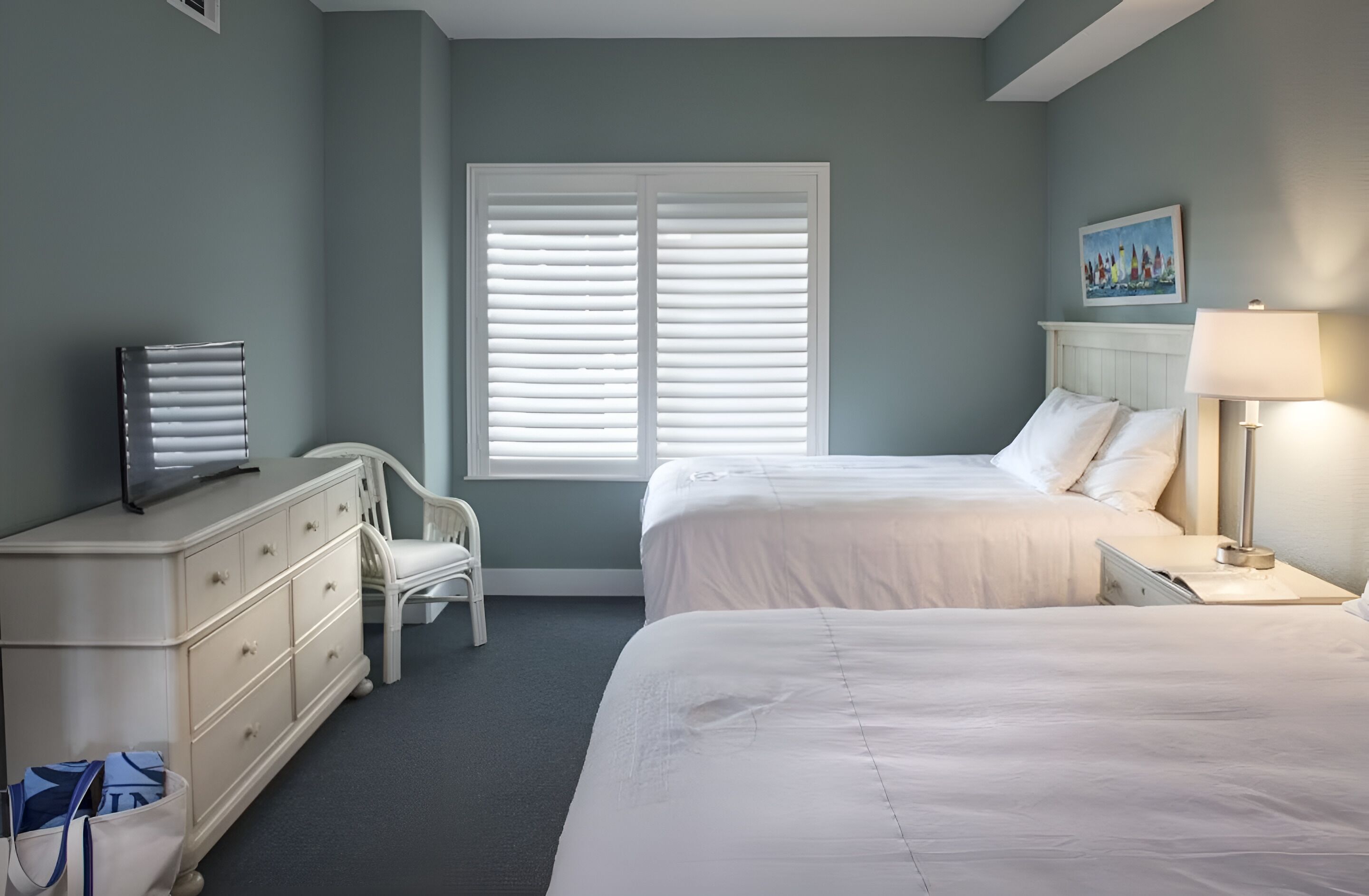 6 Schlafzimmer, Bügeleisen/Bügelbrett, kostenloses WLAN