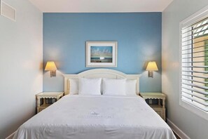 1 bedroom, iron/ironing board, free WiFi, bed sheets - Beachside 1 Bedroom Condo – Gorgeous Ocean Views + Pool, Ideal for Couples (Ormond Beach)