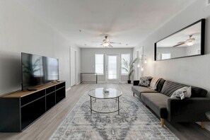 Télévision, espaces bureaux