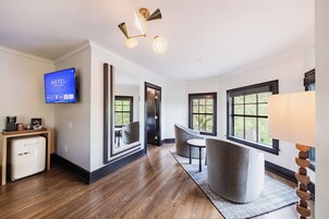 King Corner - City View | Individually decorated, individually furnished, blackout drapes