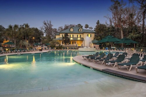 Nature-Focused 3BR Stay with Porch, Lake Views, Pool, Tennis Courts and Trails
