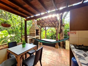 Outdoor dining - La Casita Del Bosque, a mini-hut surrounded by native forest (Barichara)
