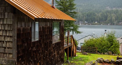 Hidden Gem- Lake Sutherland Retreat