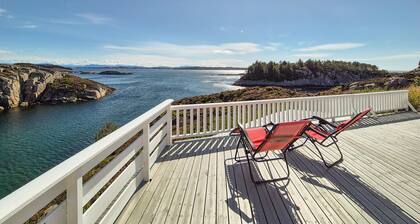 4 bedroom gorgeous home in Steinsland