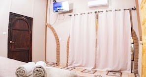 Quarto casal luxo | Wi-Fi de cortesia
