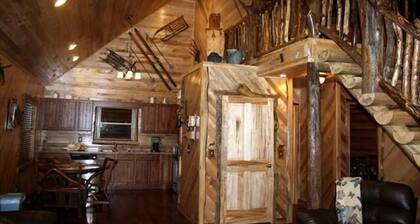 Deluxe 2-Bedroom Cabin