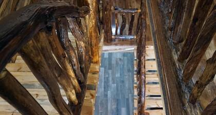 6-Bedroom Master Deluxe, 5.5-Bath Log Cabin with Theater Room