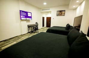 1 habitación, tabla de planchar con plancha y acceso a internet
