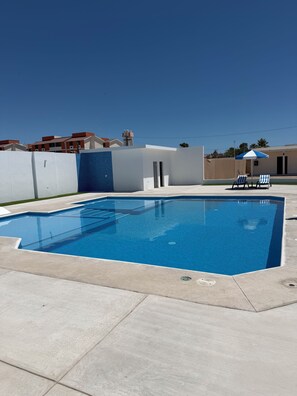 Piscine extérieure
