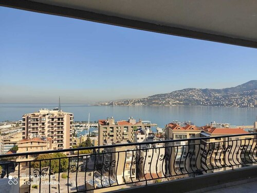 Spacious Seaview Apartment with Mirrored 360° Balcony – Jounieh Kaslik