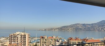 Spacious Seaview Apartment with Mirrored 360° Balcony – Jounieh Kaslik