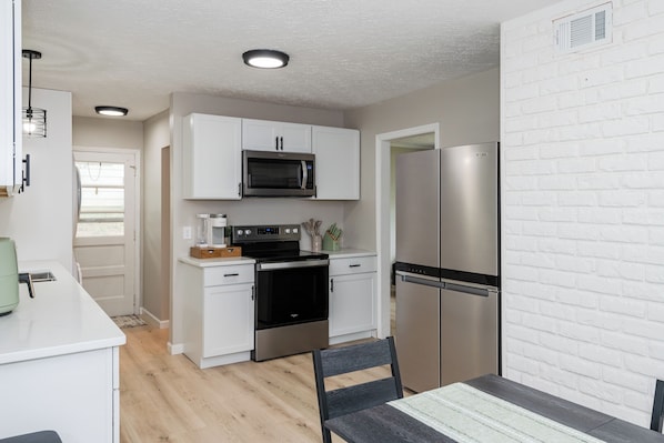 Microwave, oven, stovetop, dishwasher