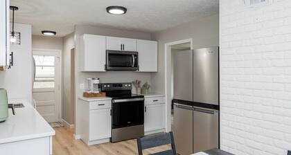 Renovated Retreat, Fire-Pit, 2 King Beds