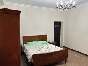 1 bedroom, free WiFi, bed sheets