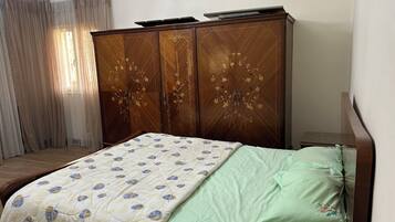 1 bedroom, free WiFi, bed sheets