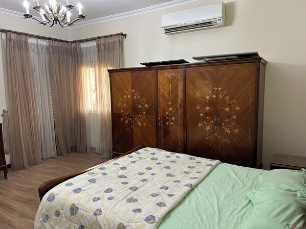 1 bedroom, free WiFi, bed sheets