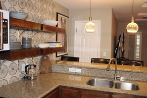 Interior - Cozy 3-bedroom apartment in McAllen Texas. (McAllen)