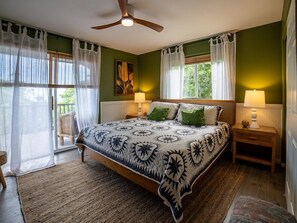 3 bedrooms, iron/ironing board, internet, bed sheets