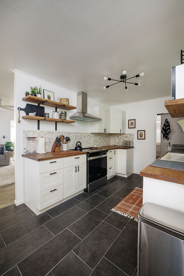 Microwave, oven, stovetop, dishwasher