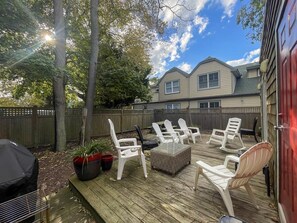 Terrace/patio - 1 Block to Washington Street Mall. Pet Friendly. (Cape May)