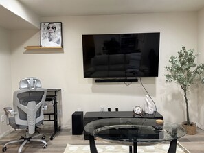 Smart TV, video games