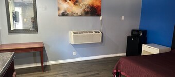 Driftwood Motel - Colton