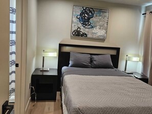 2 habitaciones, tabla de planchar con plancha y wifi gratis