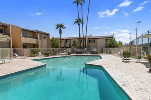 Pool - 1B/1B Scottsdale Woodland Springs with Community Pool, Hot Tub, Tennis & Fitness Center (Scottsdale)