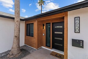 Exterior detail - Sleeps 8, Modern Luxury, Near Old Town with Pool! (Scottsdale)
