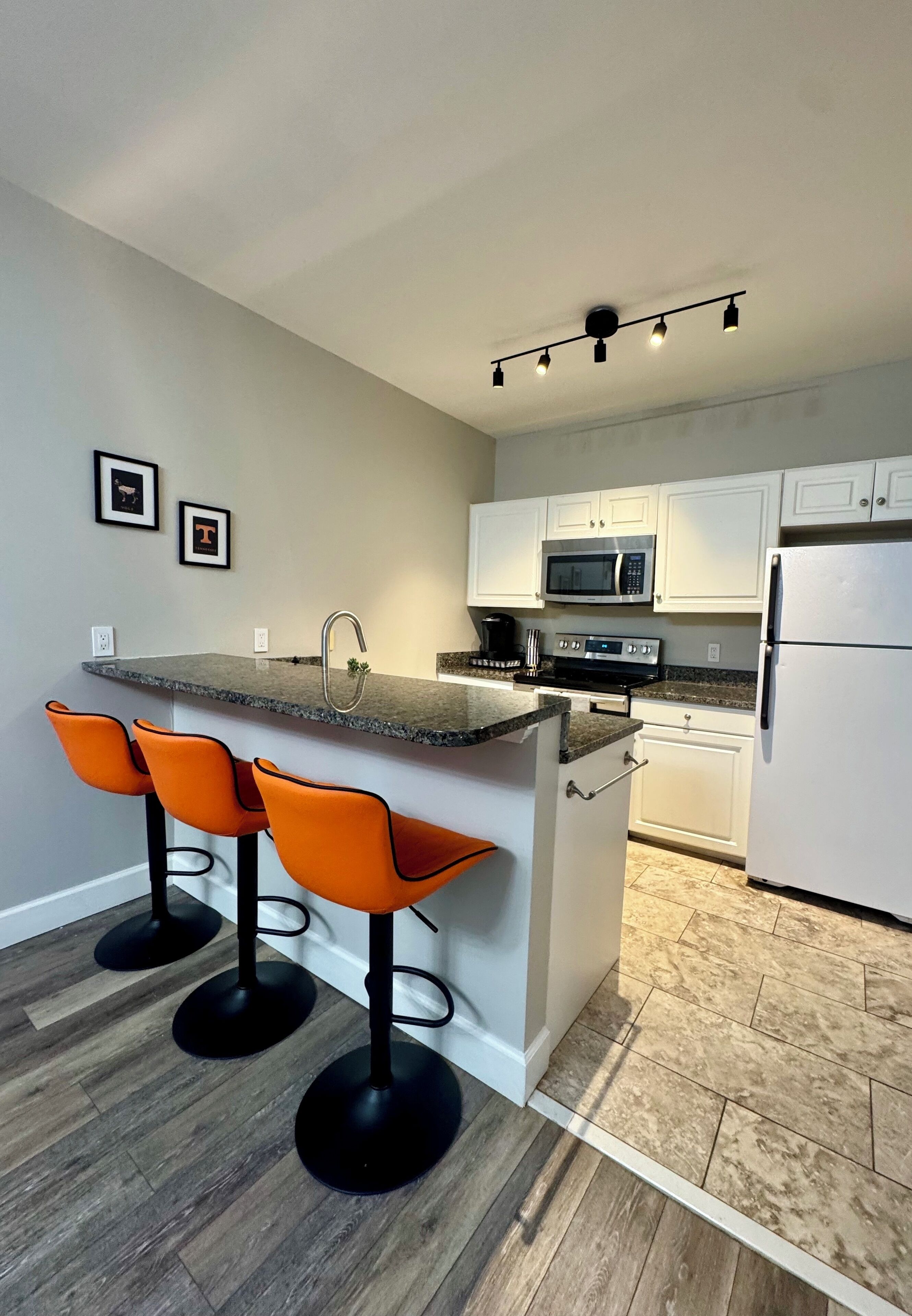 Microwave, oven, stovetop, dishwasher