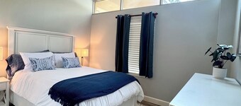 Wonderful 3bd/2ba condo with AC in Fort Sanders.  One block from UTK!
