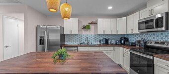 Modern North Phoenix Retreat | Heated Pool & Luxe Comfort