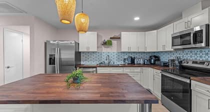 Modern North Phoenix Retreat | Heated Pool & Luxe Comfort