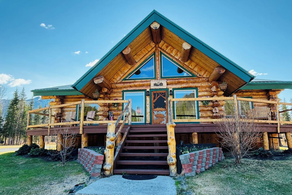 Log Cabin Wilderness Lodge - Tok, AK