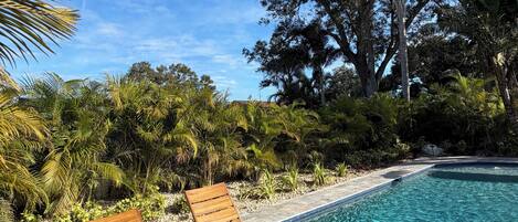 Ulkouima-allas, lämmitetty uima-allas