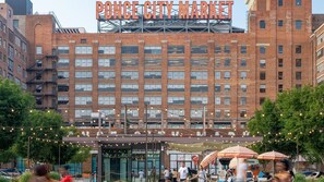 Point of interest - Walk to BeltLine, Stylish 2BR w/ Deck, Sleeps 4 (Atlanta)
