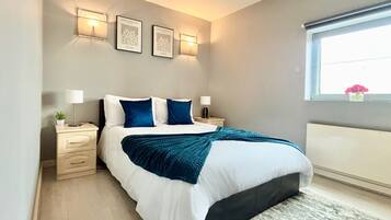 1 chambre, fer et planche Ă repasser, Wi-Fi gratuit, draps fournis