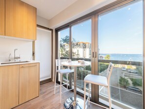 Dining - Beautiful 2-Br Apartment, Sea View, Beaches Within Walking Distance (Cannes)